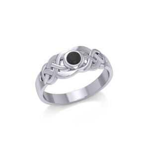 Celtic Knotwork Ring with Black Onyx Gemstone