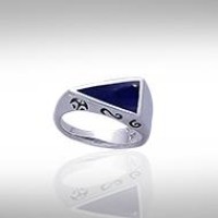 Modern Triangle Inlaid Lapis Ring with Side Motif